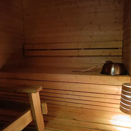 Naekoealahuoneisto 412 Apartmán