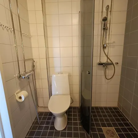 Naekoealahuoneisto 412